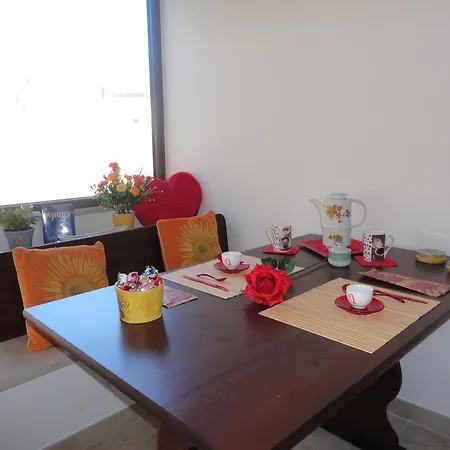 Bijou Apartment *